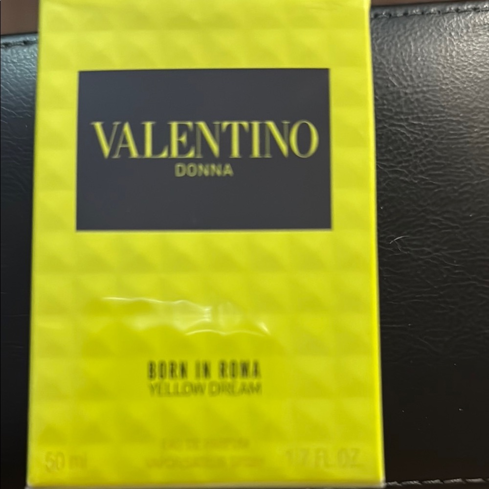 Valentino Donna Born in Roma Yellow Dream
